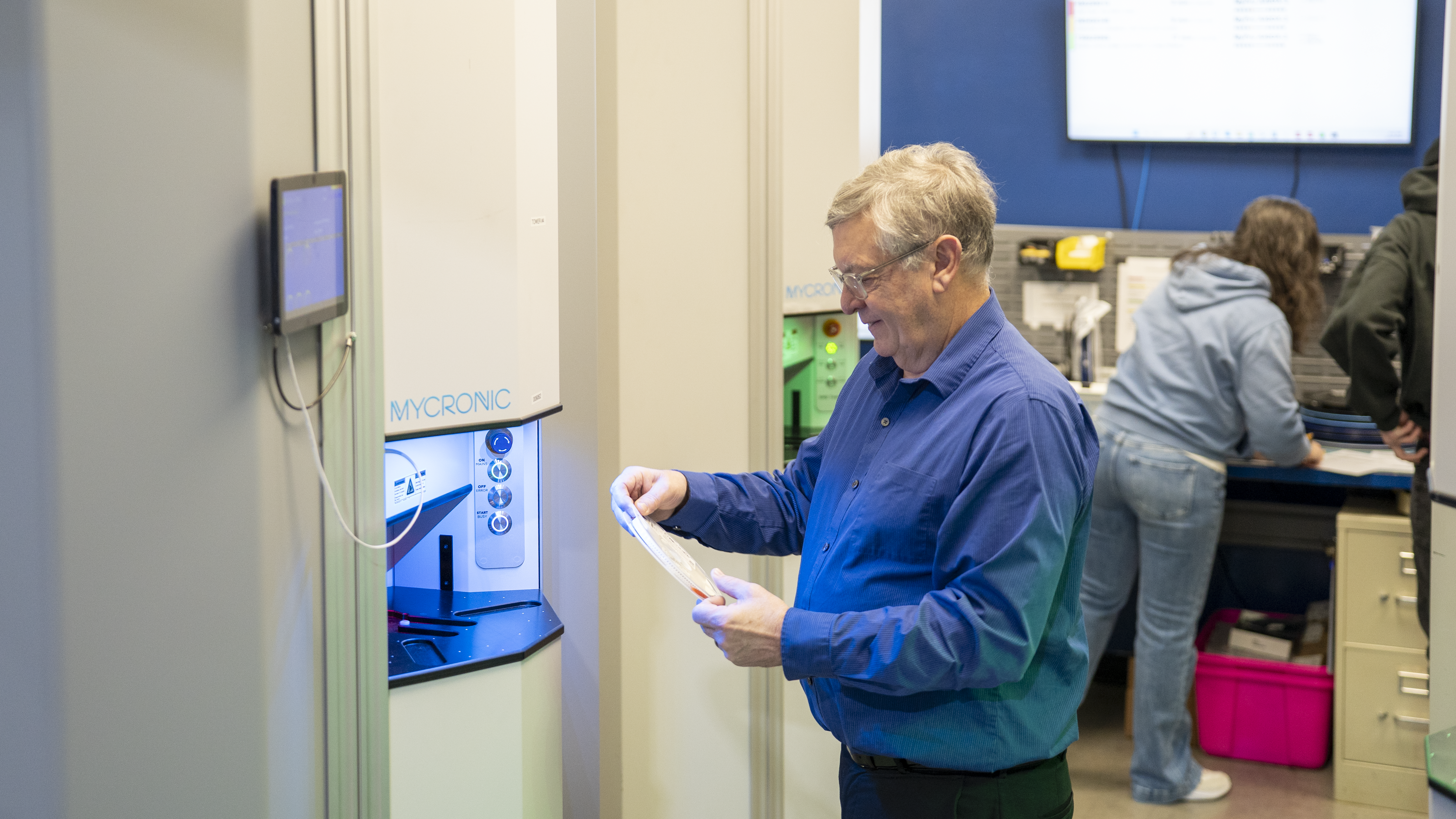 Z-AXIS owner using a MYTower from Mycronic